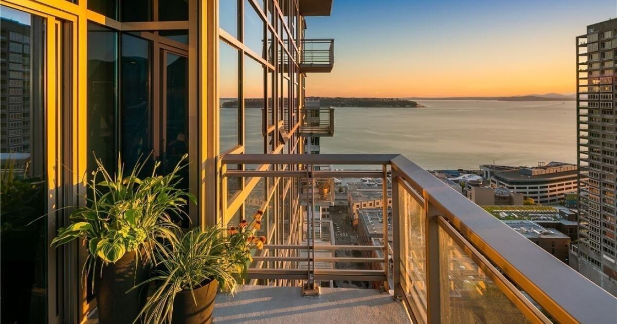 "Modern condo building in Worthington, Ohio, showcasing secure and insured properties with Worthington Ohio Condo Insurance services."